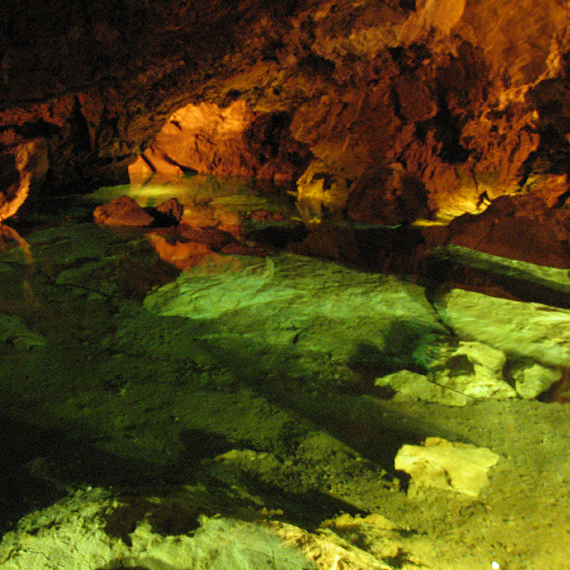 Bozkovské dolomitové jeskyně 