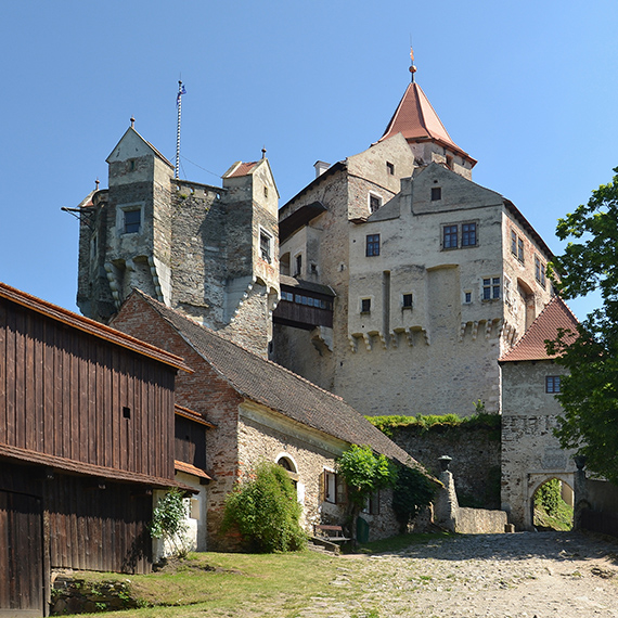 Hrad Pernštejn